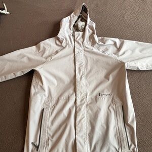 Cotopaxi Men's Light Gray Raincoat